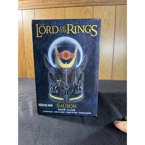 NEW Lord of the Rings Eye of Sauron Collectible Snow Globe